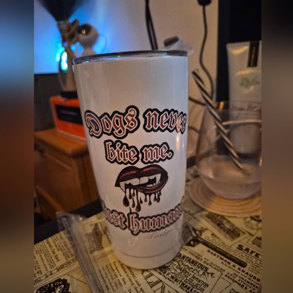 NWT 20 oz Marilyn Monroe "Dogs Never Bite Me..." Stainless Steel Tumbler